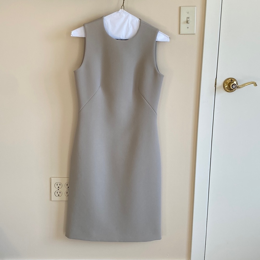 Women’s Sleeveless Dress